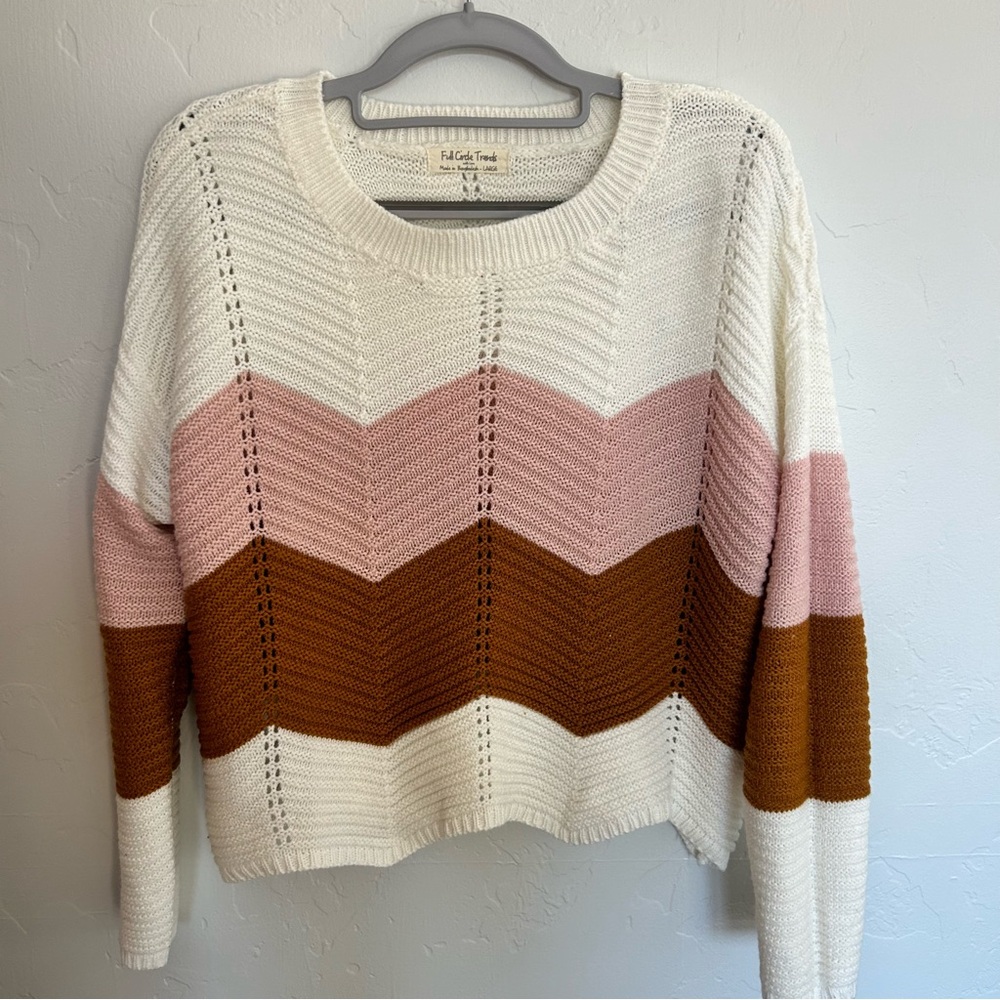 Full Circle Trends Women’s Knit Crew Neck Sweater with stripes Large